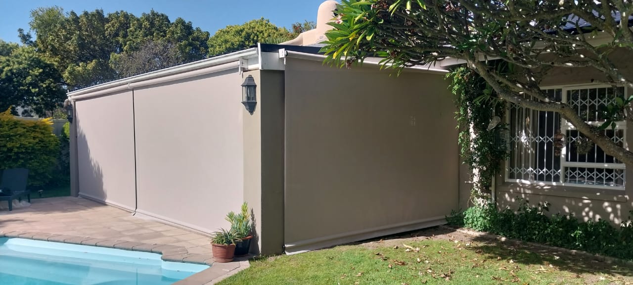 Poolside Patio Blinds